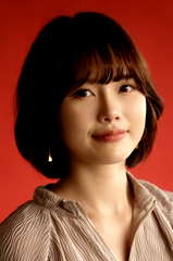 Praewa Suthamphong