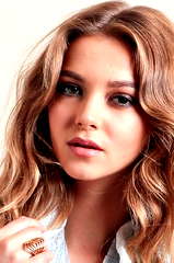 Ivy Matheson profile picture