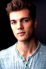 Ty Molbak profile picture