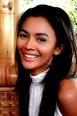 Ully Triani profile picture