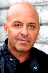 Ron Thomas