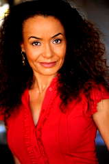 Galyn Görg profile picture