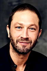 Ebon Moss-Bachrach profile picture