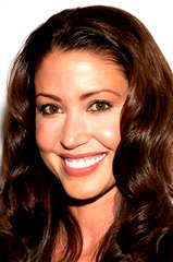 Shannon Elizabeth profile picture