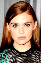 Holland Roden profile picture