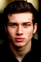 Oliver Stark profile picture