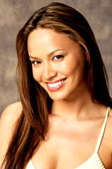 Moon Bloodgood profile picture