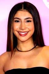 Isabella Ferreira