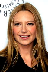 Anna Torv profile picture