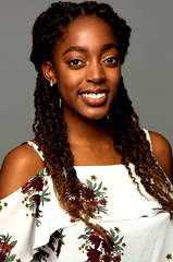 Yollanda Chimbarami profile picture