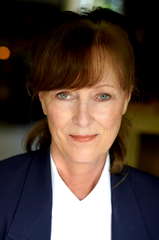Sinda Nichols profile picture