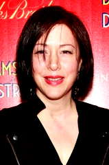 Carolyn Farina profile picture
