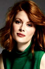 Emily Beecham profile picture
