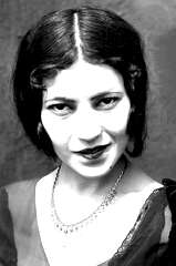 Ynez Seabury profile picture