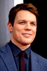 Jake Lacy profile picture