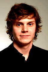 Evan Peters profile picture