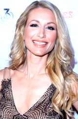 Andrea Lowell profile picture