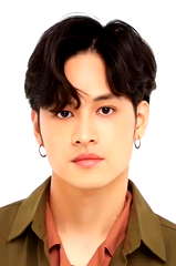 Jirayu La-ongmanee