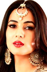 Sonal Chauhan profile picture