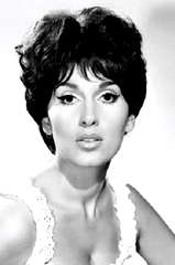 Yvonne Romain profile picture