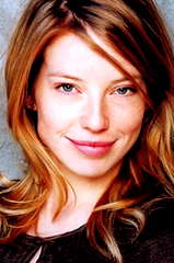 Joanna Douglas profile picture