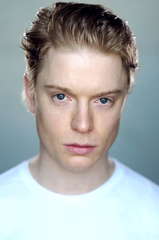 Freddie Fox profile picture