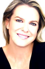 Larisa Oleynik profile picture