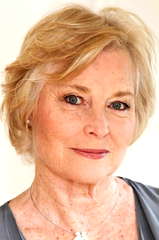 Lisa Harrow profile picture