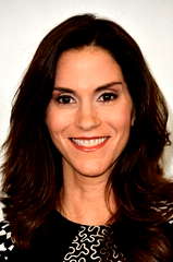 Jami Gertz profile picture