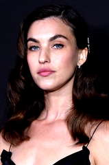 Rainey Qualley profile picture