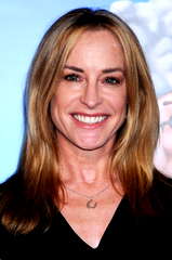 Amanda Wyss profile picture