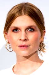 Clémence Poésy profile picture
