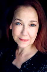Harriet Sansom Harris profile picture