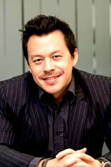 Mike Wiluan