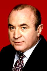 Bob Hoskins profile picture
