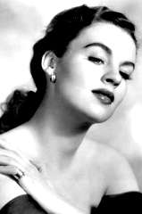Helena Carter profile picture