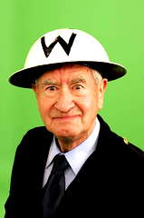Bill Pertwee profile picture