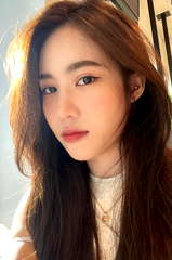 Celine Phongphan profile picture