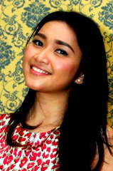 Ririn Setyarini profile picture