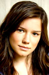 Hanna Mangan Lawrence profile picture