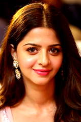 Vedhika profile picture