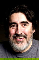 Alfred Molina profile picture