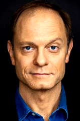 David Hyde Pierce profile picture