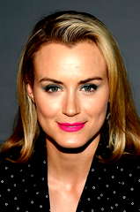 Taylor Schilling profile picture