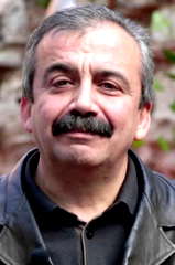 Sırrı Süreyya Önder profile picture