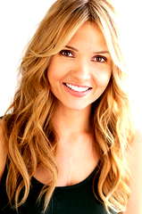 Valerie Azlynn profile picture