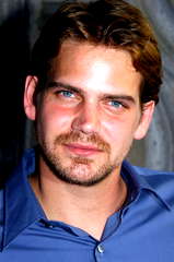 Scott Bairstow profile picture