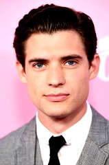 David Corenswet profile picture