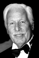 Friedrich Schoenfelder profile picture