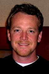 Robert Duncan McNeill profile picture